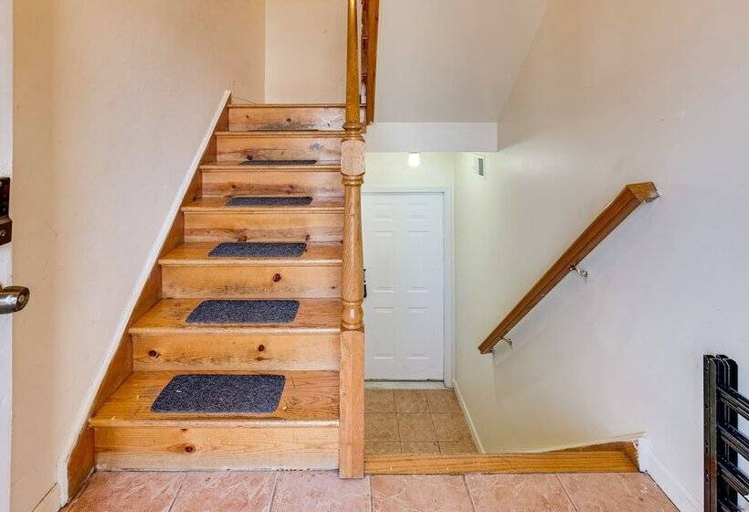 Comfortable Elizabeth Retreat ~ 16 Mi To Manhattan