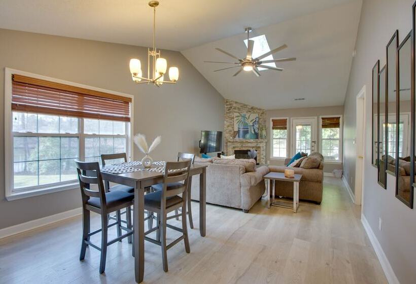 Cozy Greensboro Vacation Rental, 5 Mi To Downtown