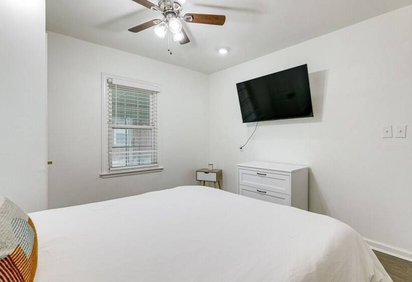 Decatur Home W/ Fire Pit, Near Little Five Points!