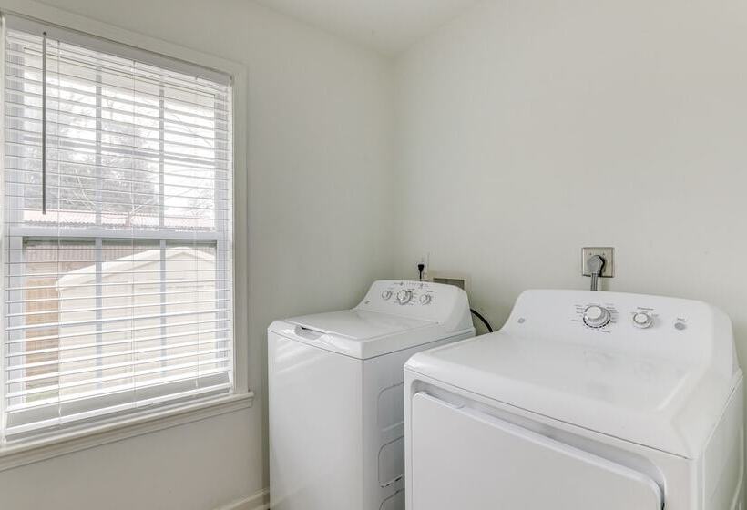 Decatur Home W/ Fire Pit, Near Little Five Points!