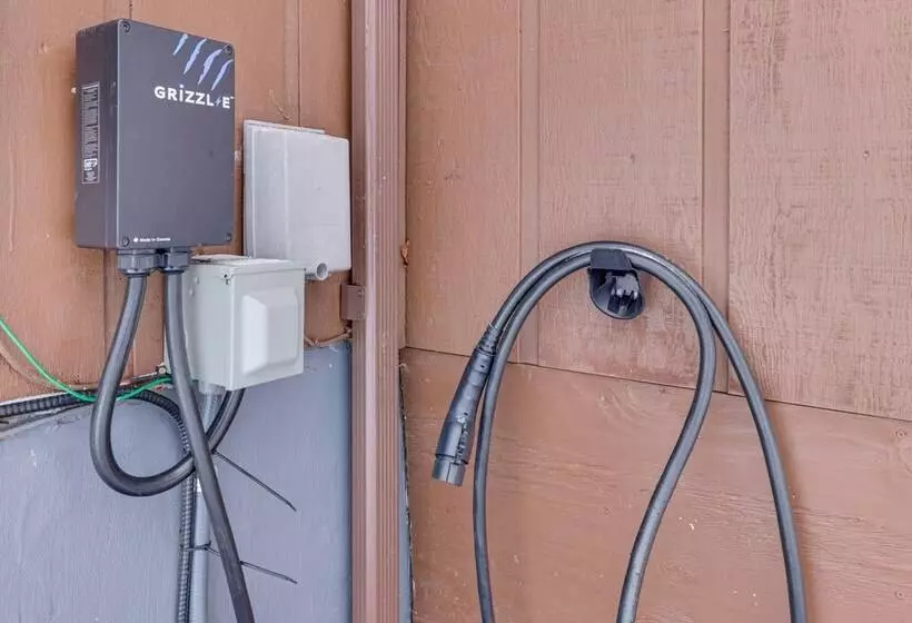 Family Friendly Big Bass Lake Vacation Rental!