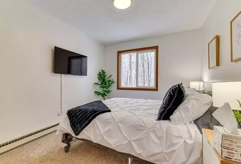 Family Friendly Big Bass Lake Vacation Rental!