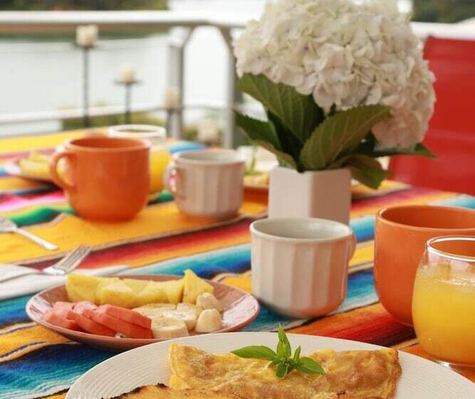 هتل Bania Travels