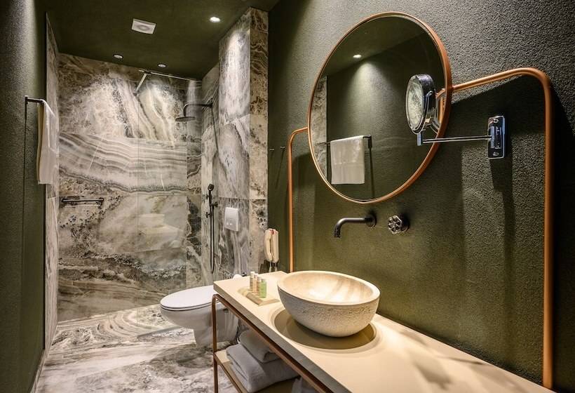 ホテル Pagopoieion Suites