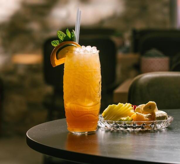 ホテル Pagopoieion Suites