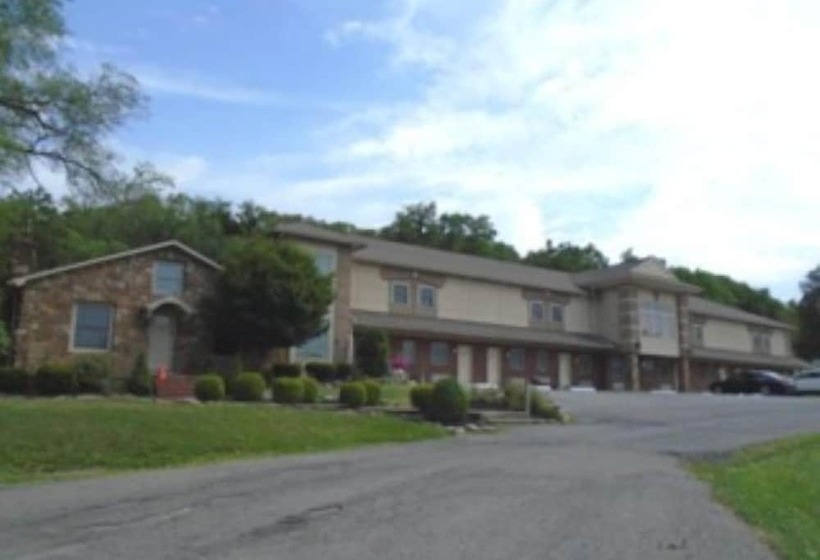 هتل Williamsport Grandview