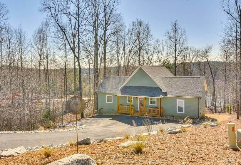 Lake Hartwell Cottage W/ Fire Pit: Near Clemson!