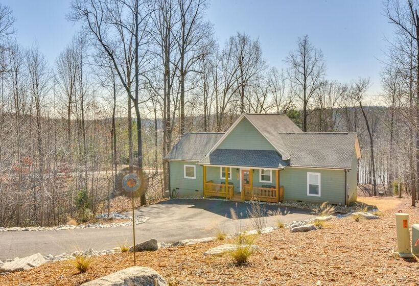 Lake Hartwell Cottage W/ Fire Pit: Near Clemson!