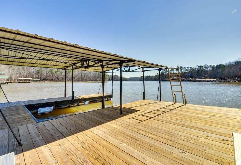 Lake Hartwell Cottage W/ Fire Pit: Near Clemson!