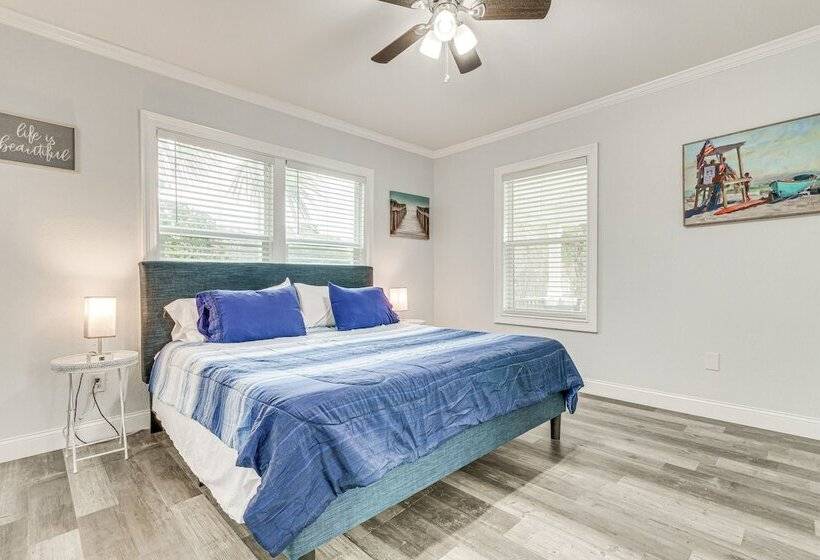 Lovely Pensacola Home W/ Yard < 1 Mi To Downtown!