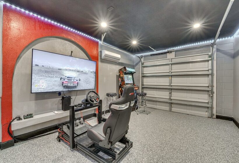 Heated Pool: Davenport Home W/ Xbox & Racing Games