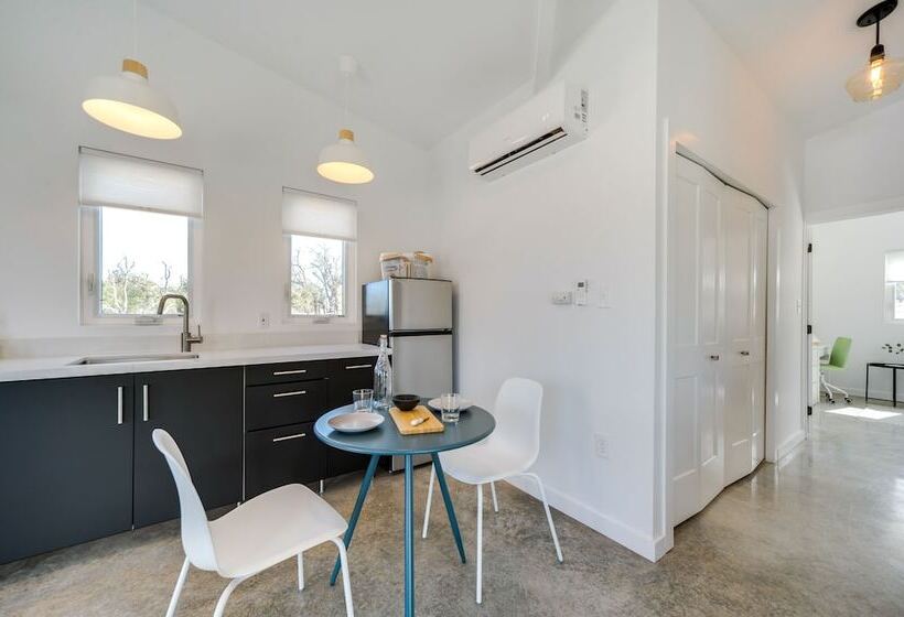 Art Ranch Fredericksburg Getaway 13 Mi To Downtown