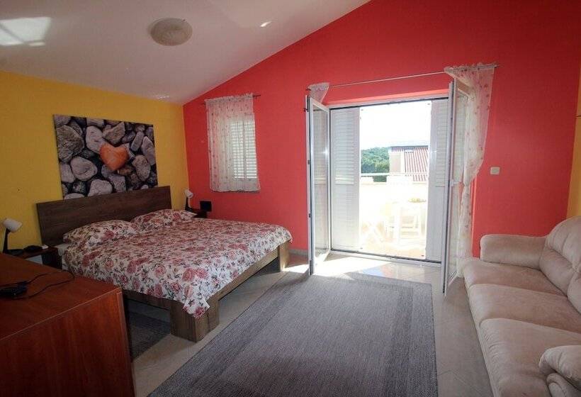 Пансион Room In Studio   Apartment Aniko Near The Sea