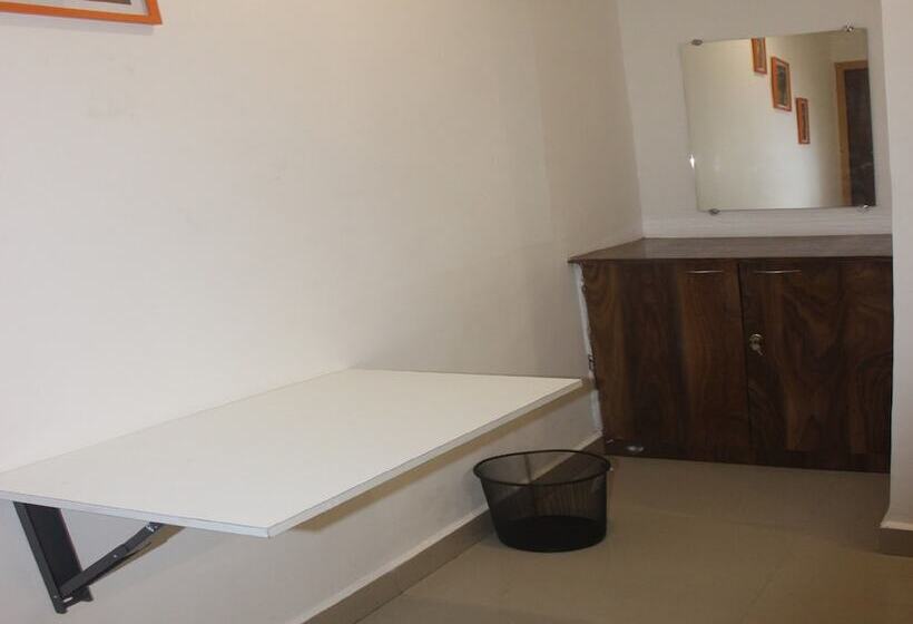 Pensjonat Tanvi Guest House