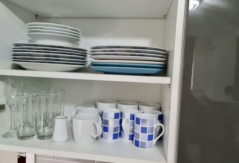 Резиденция Beautiful 2 Bed House In London