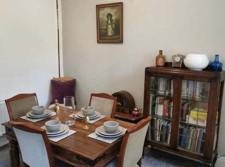 레지던스 Charming 3 Bed Cottage In Birmingham