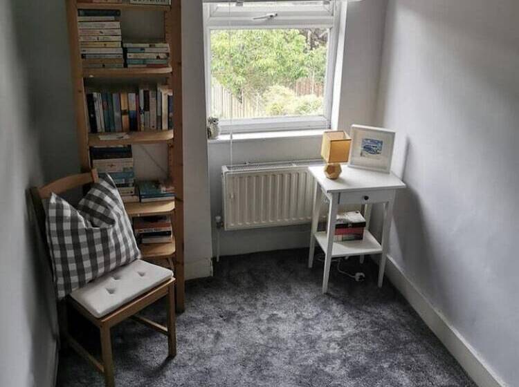 레지던스 Charming 3 Bed Cottage In Birmingham