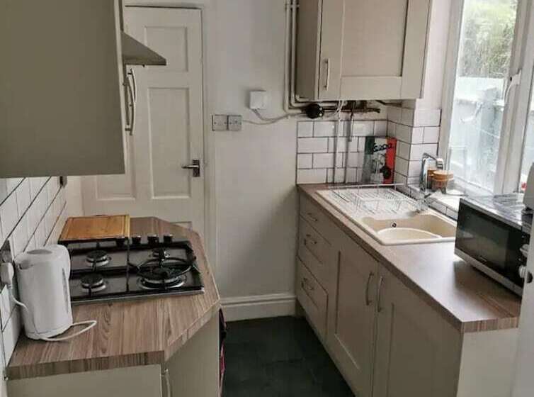 레지던스 Charming 3 Bed Cottage In Birmingham