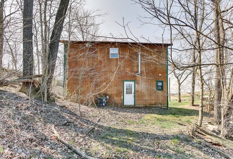 Rustic Mount Perry Cabin Near Fishing Pond & Farm