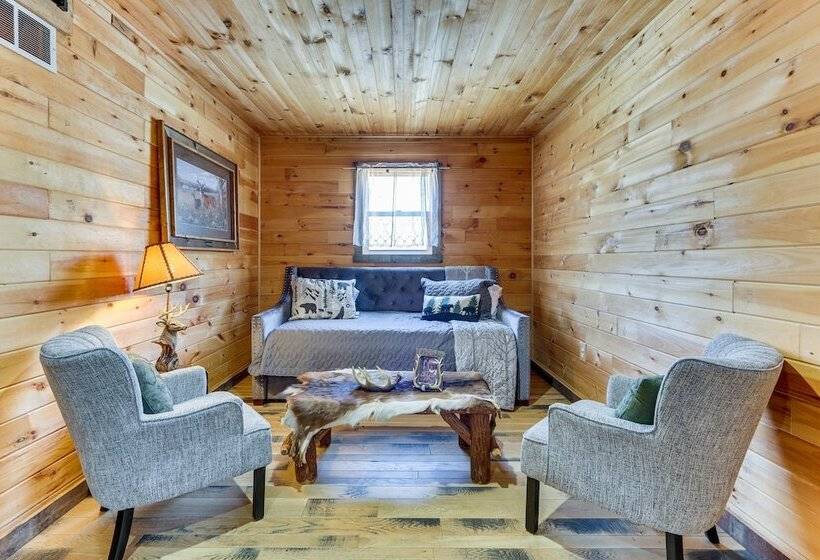 Rustic Mount Perry Cabin Near Fishing Pond & Farm