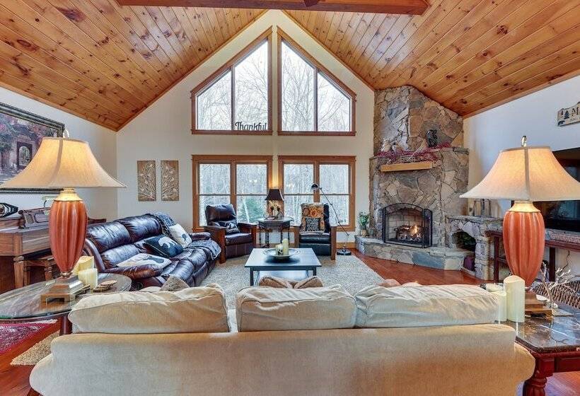 Cabin W/ Hot Tub And Wifi: 4 Mi To Snowshoe Resort