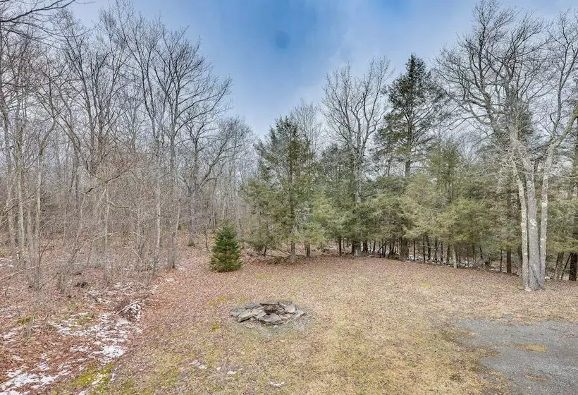 Cabin W/ Hot Tub And Wifi: 4 Mi To Snowshoe Resort