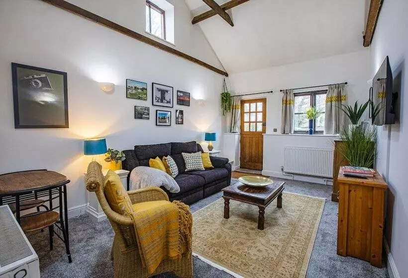 The Carriage House A Relaxing 1 Bed Cottage In Ash