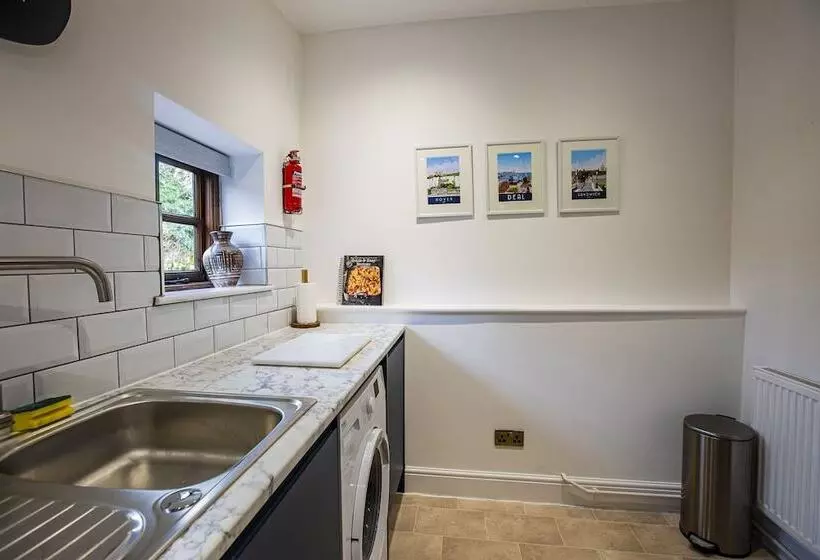 The Carriage House A Relaxing 1 Bed Cottage In Ash