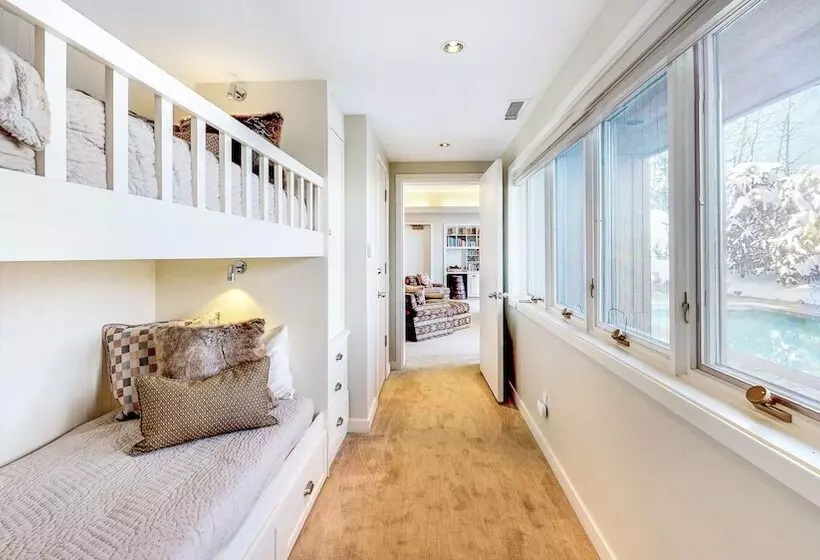 Trails Edge By Snowmass Vacations