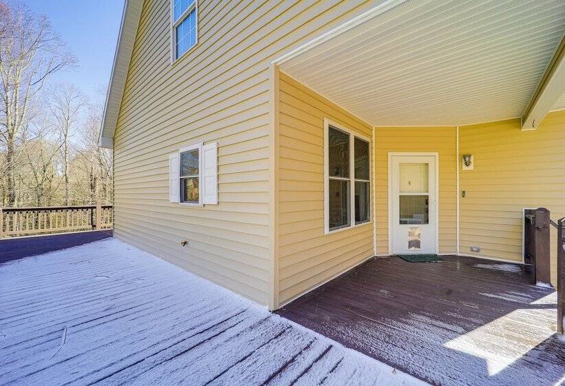 Near Hiking: Blue Ridge Mtn Home On Private Acre