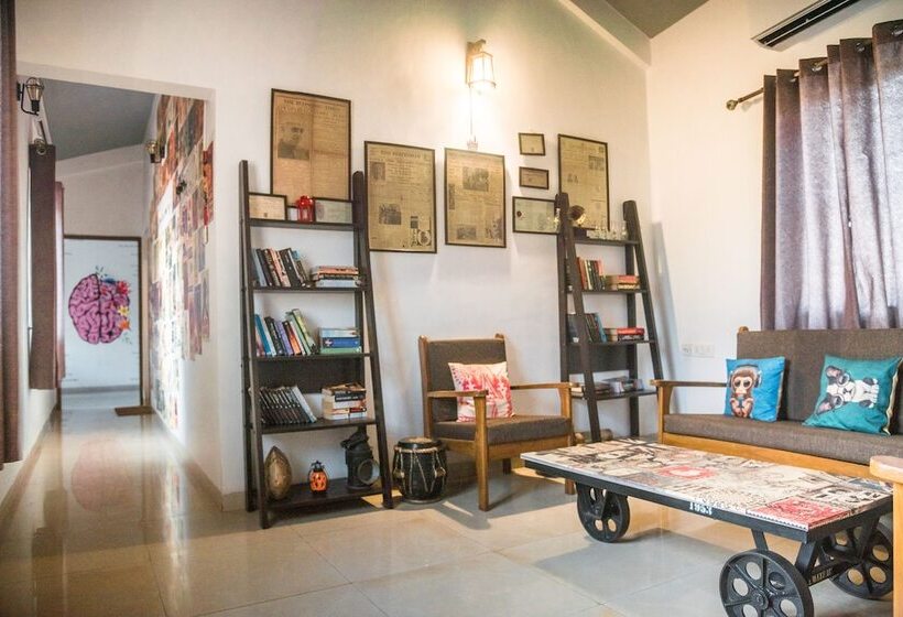 U.r.d.ki You Are The Key Hostels