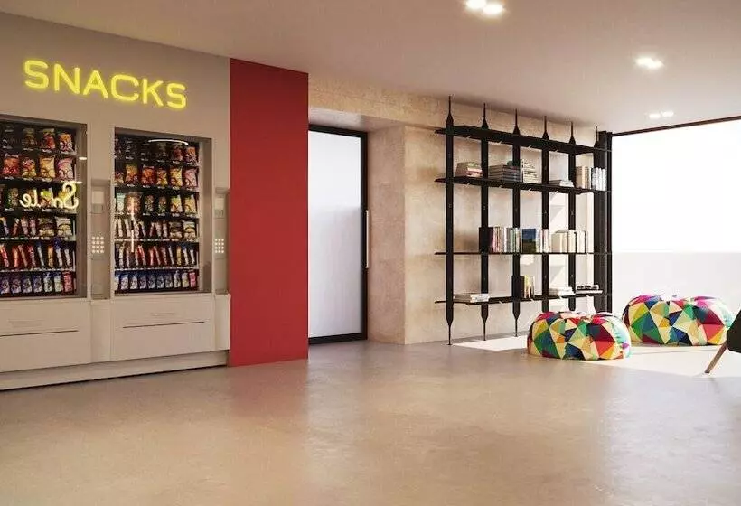 Retkeilymaja Athens Hawks Urban