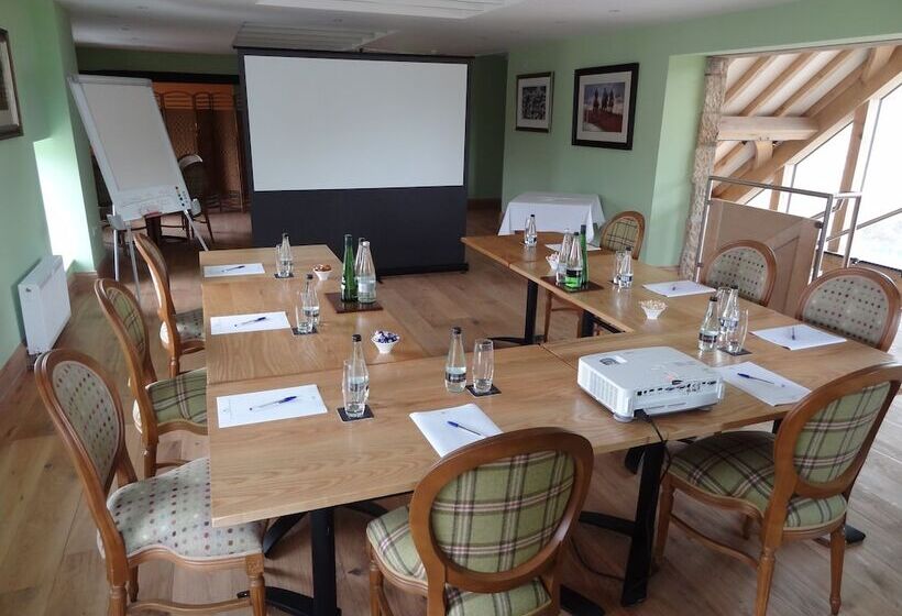 مبيت وإفطار The Saddle Room Restaurant