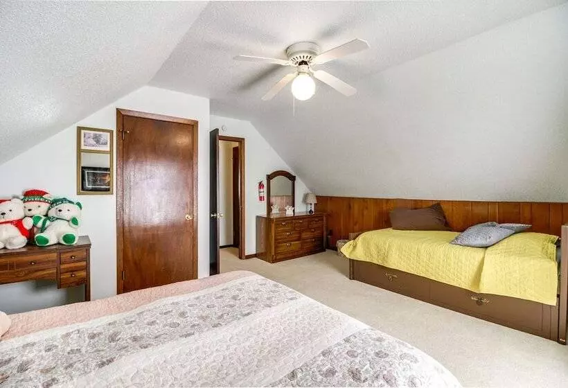 Big Stone Lake Retreat ~ 7 Mi To Browns Valley!