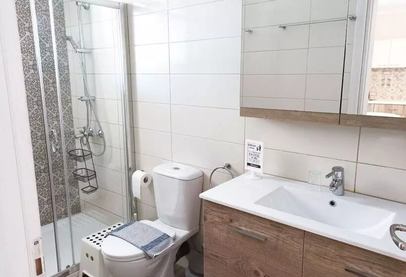 Captain S Seafront Apartments