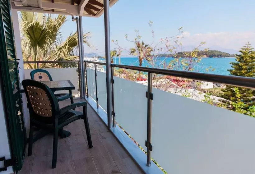 Captain S Seafront Apartments