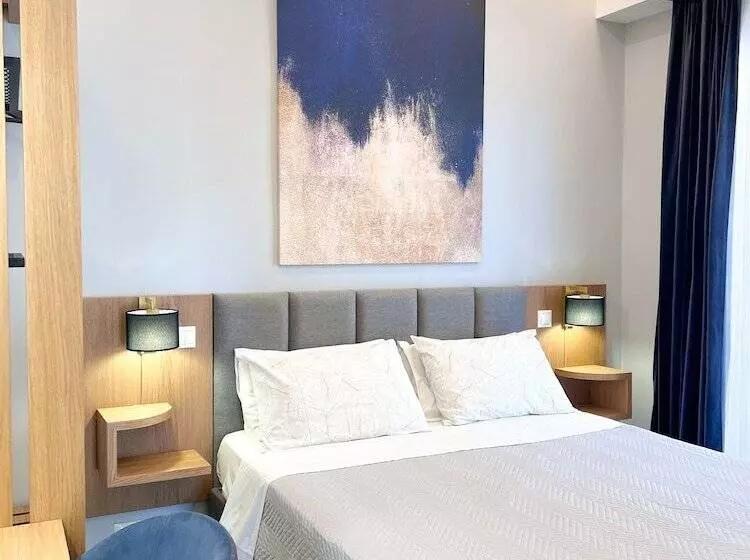 Captain S Seafront Apartments