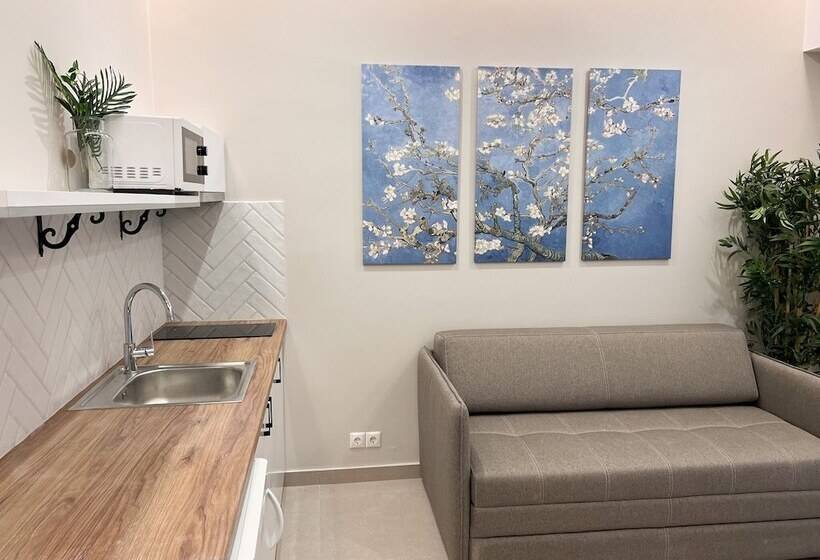 Captain S Seafront Apartments