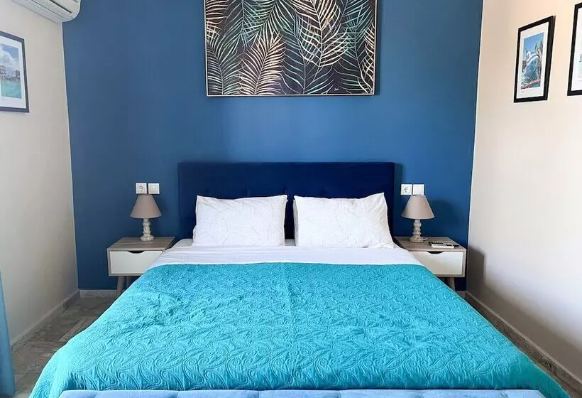 Captain S Seafront Apartments