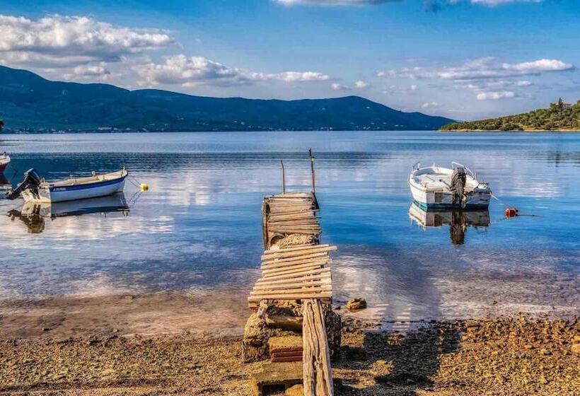 Goddesses Villa 1 In Nies