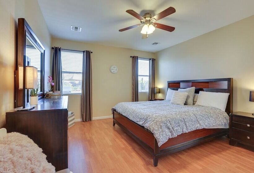 Goodyear Home W/ Patio   Near Estrella Mountain!