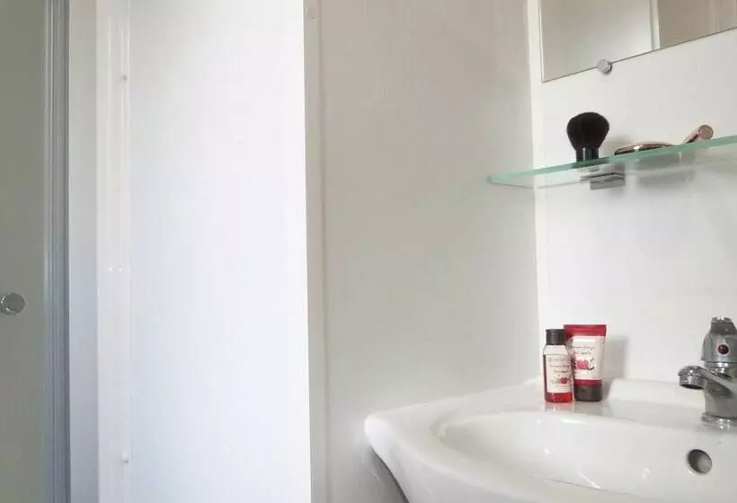 Hotelli Camping La Bergerie