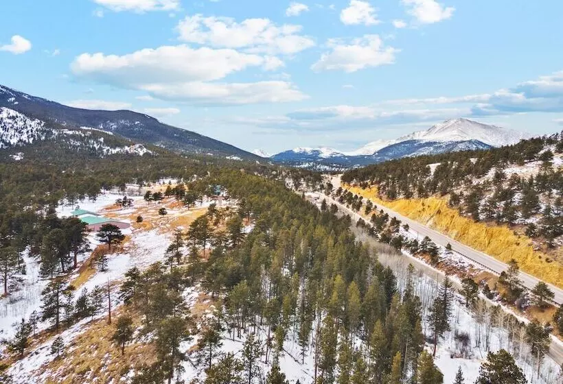 Hotelli Ferncliff Lodge