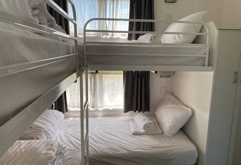 בית מלון כפרי Ingenia Holidays Old Bar Beach