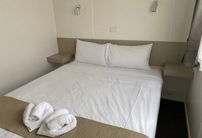 בית מלון כפרי Ingenia Holidays Old Bar Beach