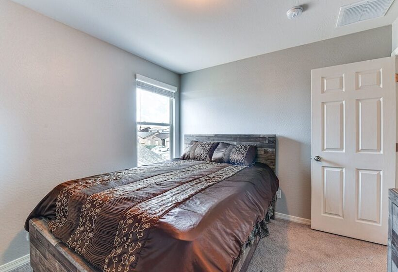 Pet Friendly Home W/ Fenced Yard In Florence!