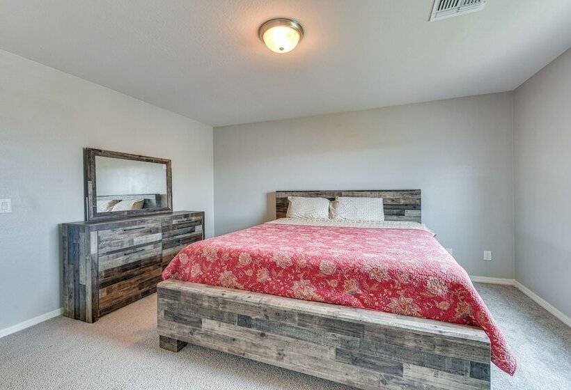 Pet Friendly Home W/ Fenced Yard In Florence!