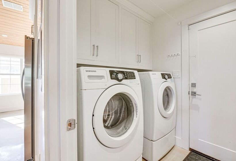 Miramar Beach Home: Walk To Private Beach!