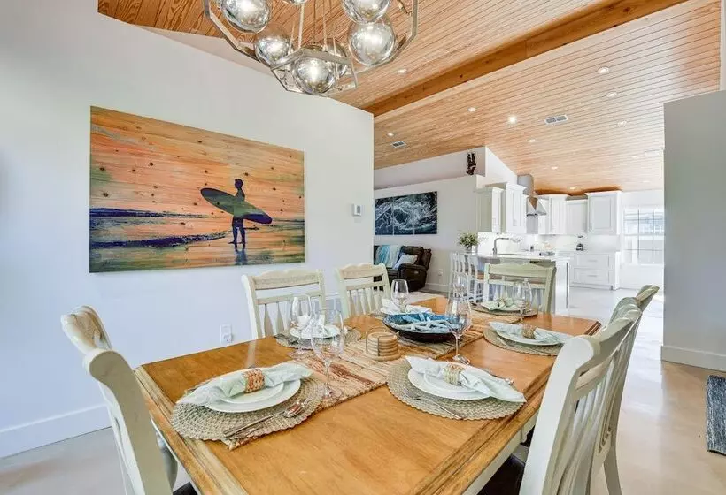 Miramar Beach Home: Walk To Private Beach!