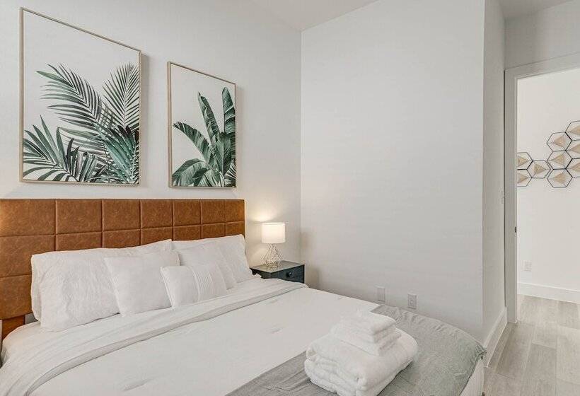 Modern Houston Vacation Rental, 8 Mi To Downtown!